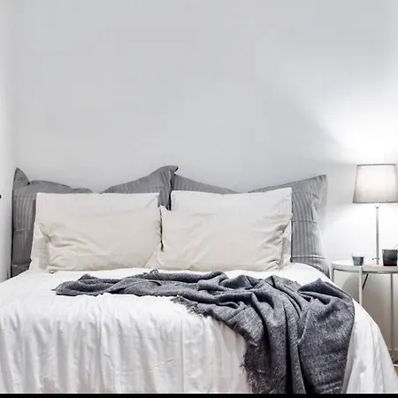 Super Cozy In The Heart Of City