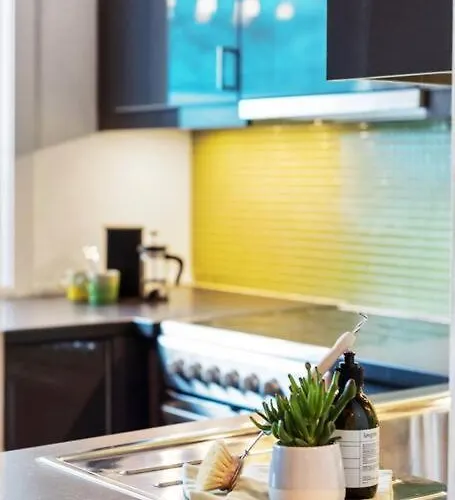 Super Cozy In The Heart Of City *